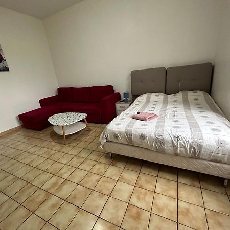 Chambre Montceau-les-Mines Exteriör bild